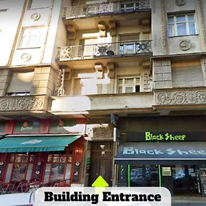 Hostel Black Sheep Smart